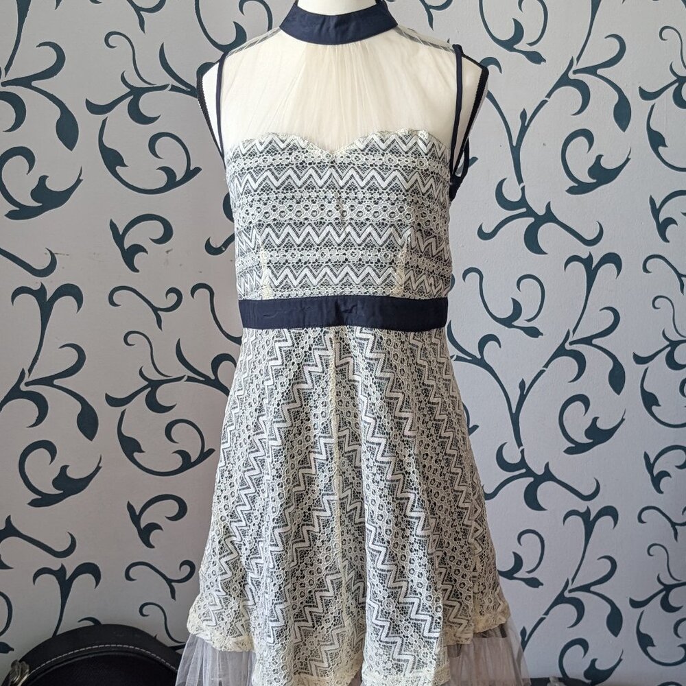 Ryu NWT Boho Lace & Tulle Halter Dress